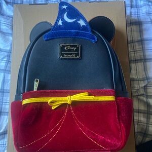 Like new Disney Sorcerer Mickey Loungefly backpack